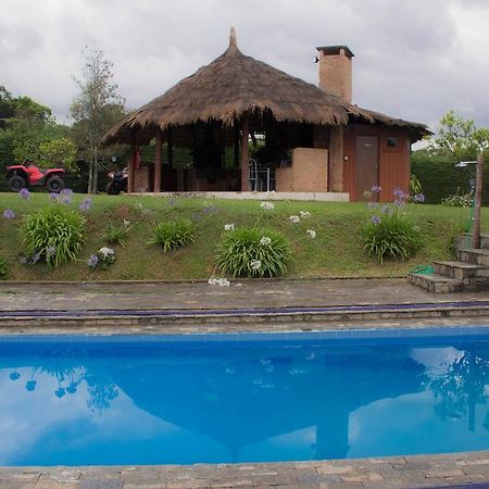 Pousada Marco Polo Campos do Jordao Bagian luar foto