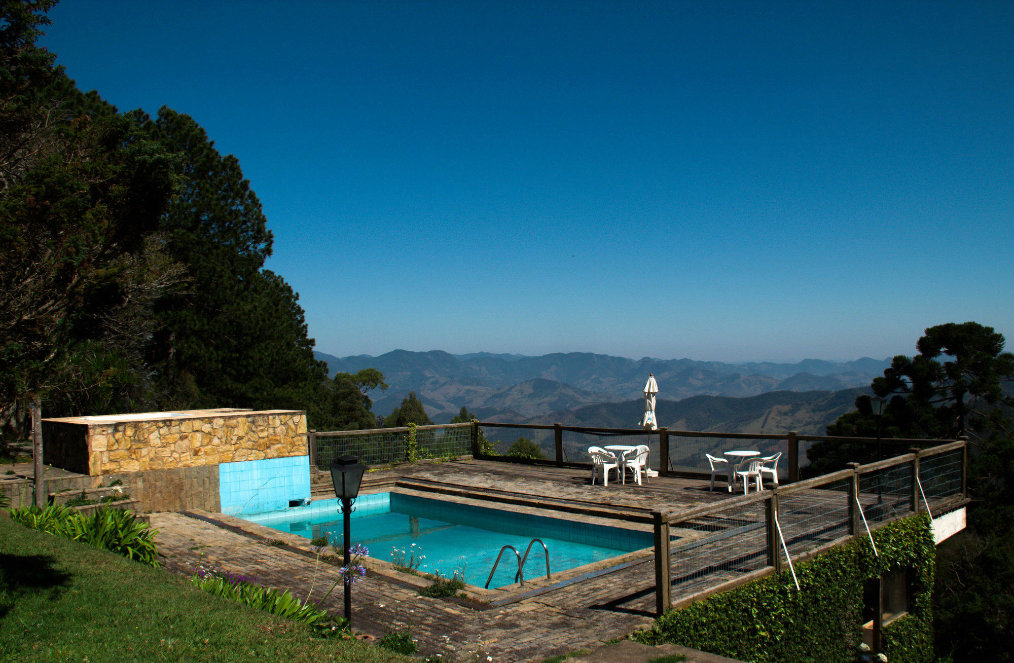 Pousada Marco Polo Campos do Jordao Bagian luar foto